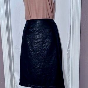 💲SALE💲 Sunny Leigh Black Leather Look Skirt Sz 8